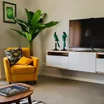 Comfort Zone Apartment Quarteira